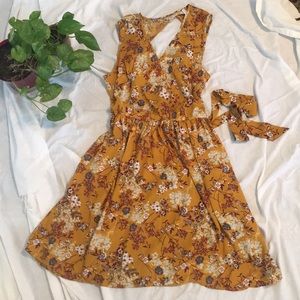 Floral sundress with pockets